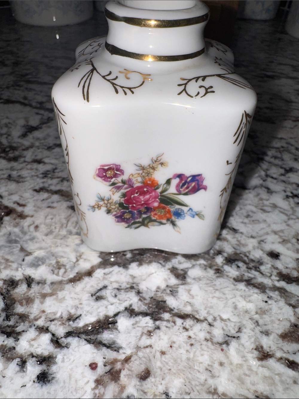 White Porcelain Floral Decorative Vase with Gold Trim